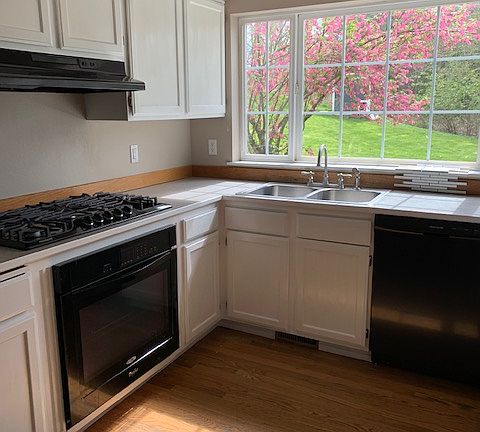 4th image of 7714 31st St NE