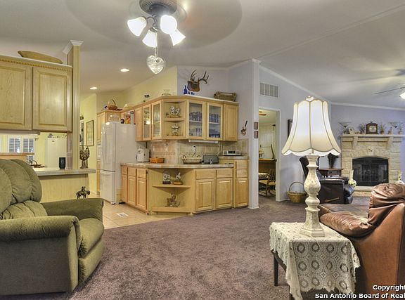 4th image of 5423 Copperhead Ln