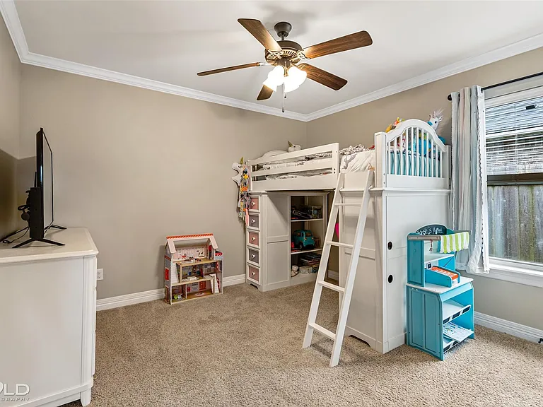 2396 Tallgrass Cir — Photo 15
