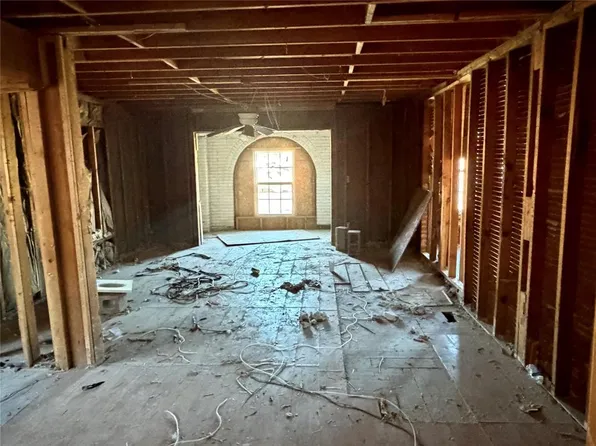 3320 NW 23rd St, Oklahoma City, OK 73107