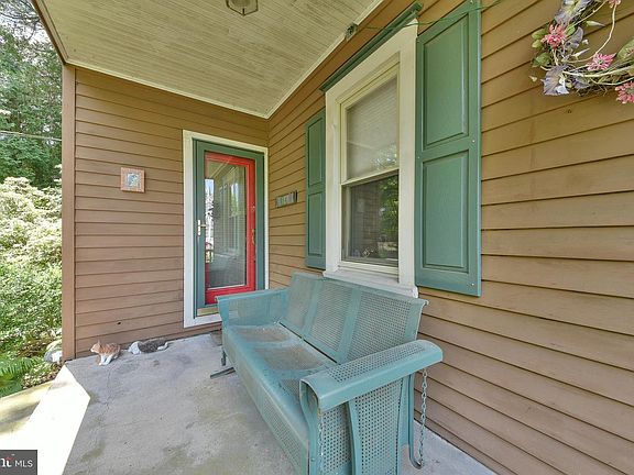 4th image of 4148 Township Line Rd
