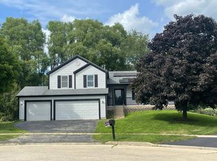 400 Calgary Way, Belvidere, IL 61008