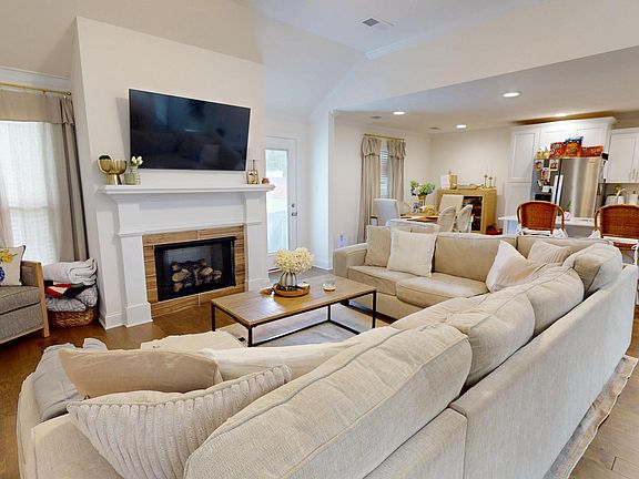 2nd image of 140 Livingston Way