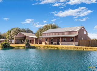 2796 Benbow Rd, Inez, TX 77968
