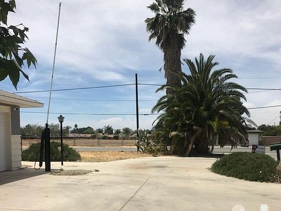 4th image of 40513 Sanalamar Dr