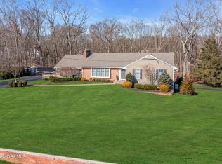 1 Old Farm Rd, Colts Neck, NJ 07722