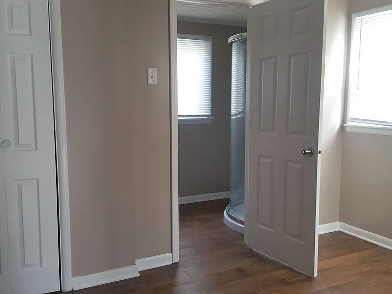 2158 Ulen Ln — Photo 5