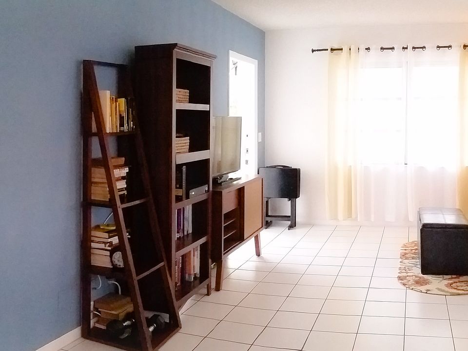 1st image of 229 N K St APT 201