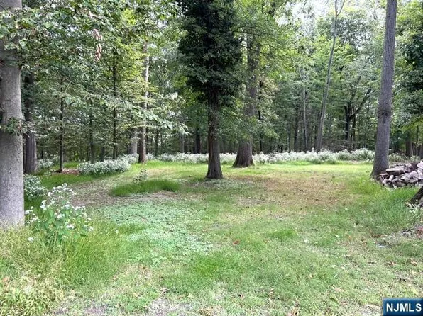 440 Cedar Lane, River Vale, NJ 07675