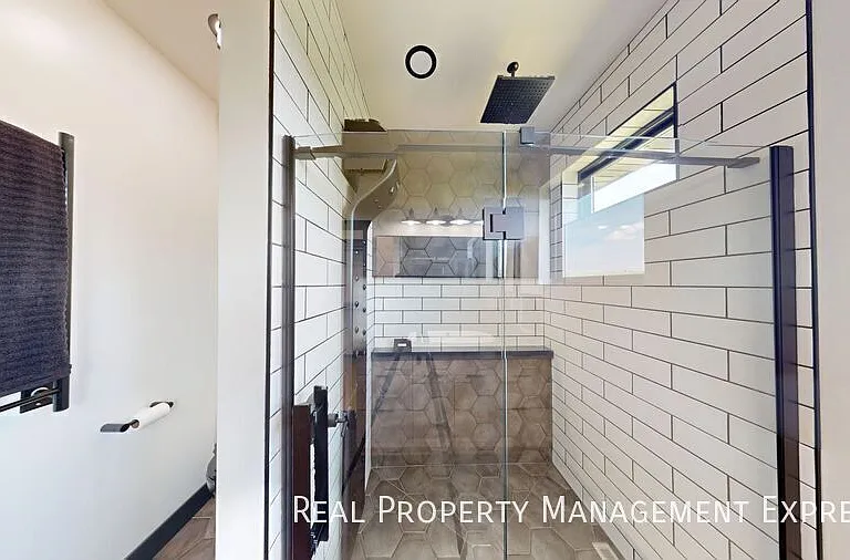 313 N Red Spruce Ave — Photo 21