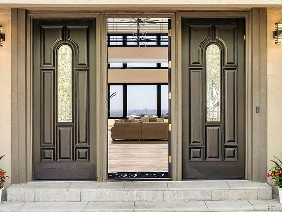 3rd image of 122 Loveland Way