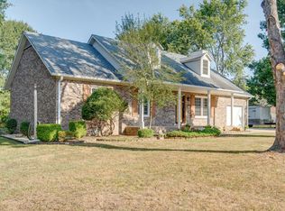 808 Avery Valley Dr, Smyrna, TN 37167