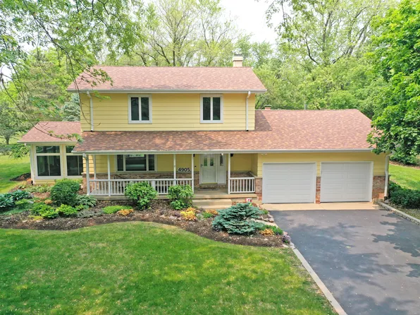 4905 Tile Line Rd, Crystal Lake, IL 60012