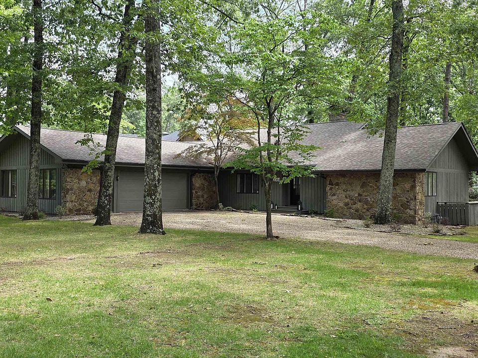 1st image of 1064 Fox Chase Rd