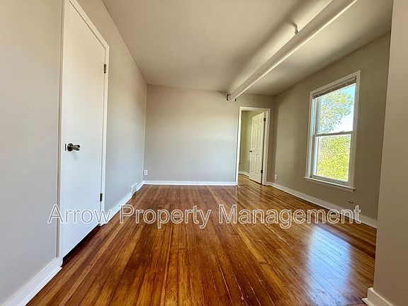 5th image of 120 S 28th St #2