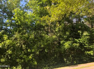 394B Wilberforce Ave, Oak Ridge, TN 37830