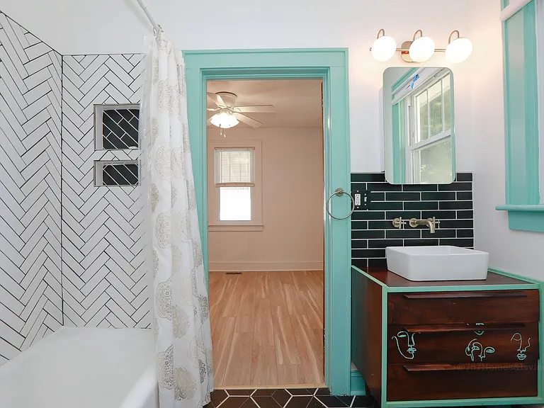 768 Mayfield Ave — Photo 16