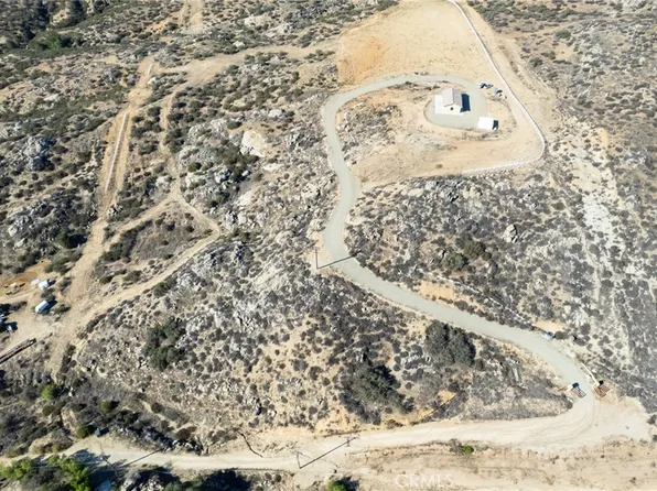 37219 Quarter Valley Rd, Temecula, CA 92592