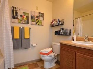53 American Campus Dr #1206D, Buffalo, NY 14228