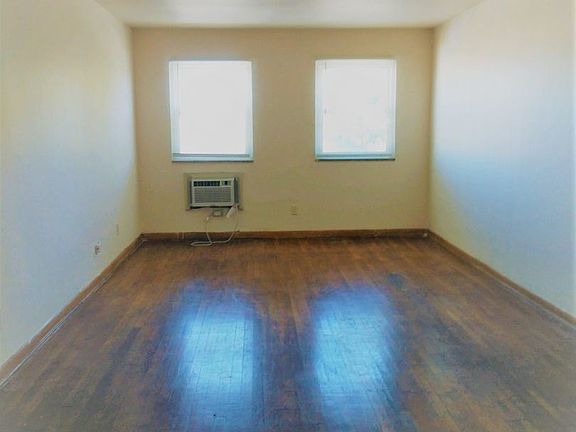 2nd image of 5827 N Meadows Blvd #6883370