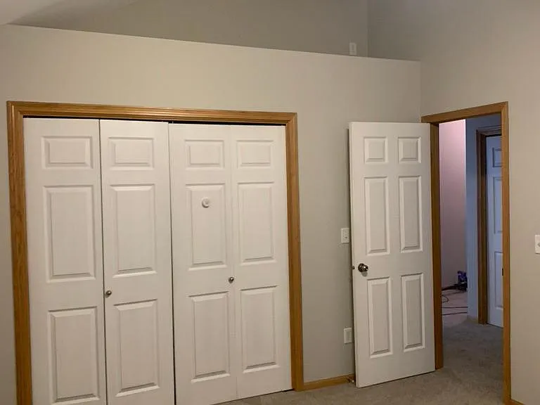 1267 SE Village View Ln — Photo 5