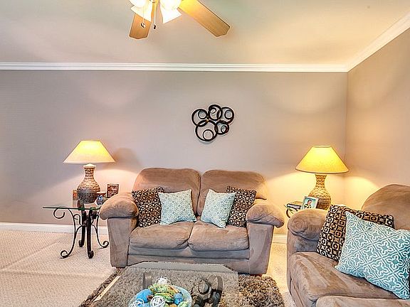 5th image of 4800 Green Meadow Ln