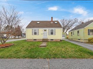 123 Harper Ave, Cranston, RI 02910
