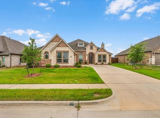 1021 Longbow Ln, Crowley, TX 76036
