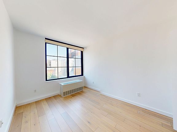 5th image of 14474 Northern Blvd APT 5N