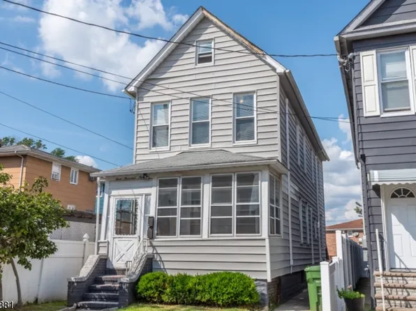 3009 Tremley Point Rd, Linden City, NJ 07036