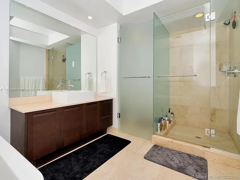 250 Sunny Isles Blvd #31403 — Photo 11
