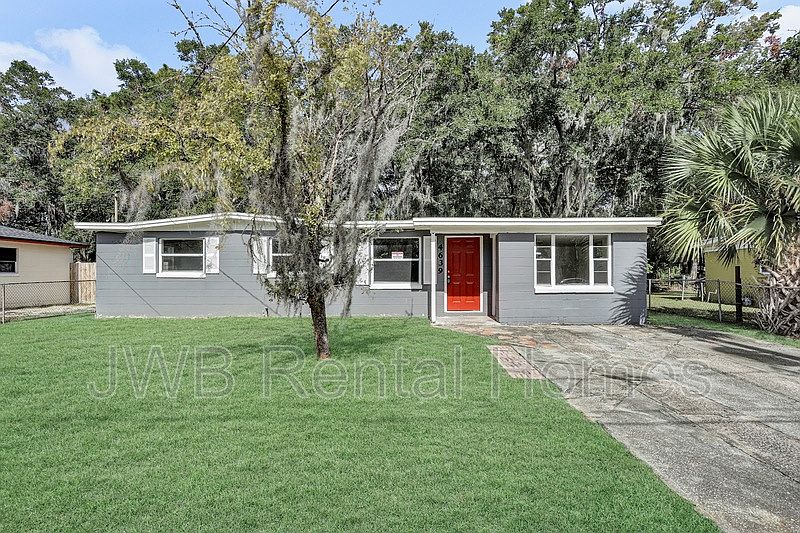 1st image of 4639 Aberdare Ave N