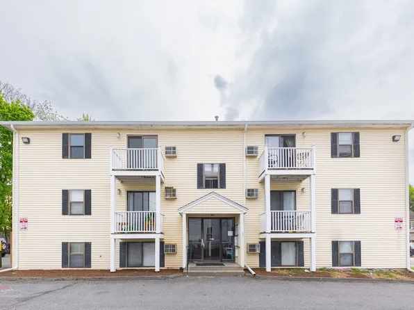 15 Houghton St APT 9, Worcester, MA 01604