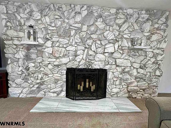 4th image of 50160 Hilyard Dr