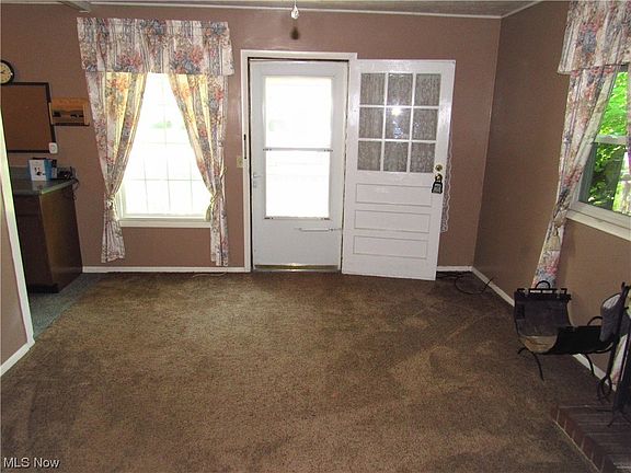 3rd image of 269 Longford Ave