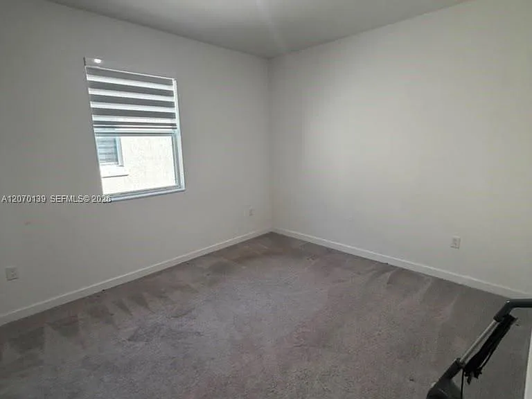 1409 SE 26th Ter — Photo 34