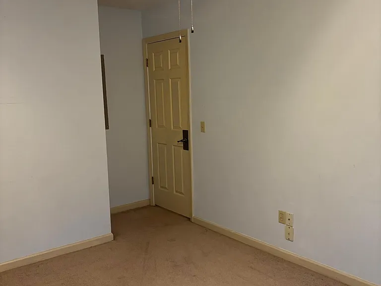 1460 Crowndale Dr — Photo 31