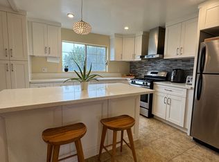 3206 W 18th St #B, Los Angeles, CA 90019