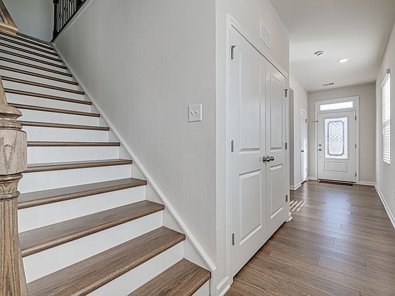 4th image of 15776 Country House St #1