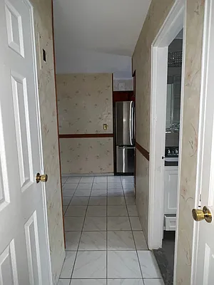 Rented by Paragon Real Estate Corporation | media 7