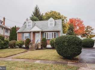 323 Nicholson Rd, Ridley Park, PA 19078