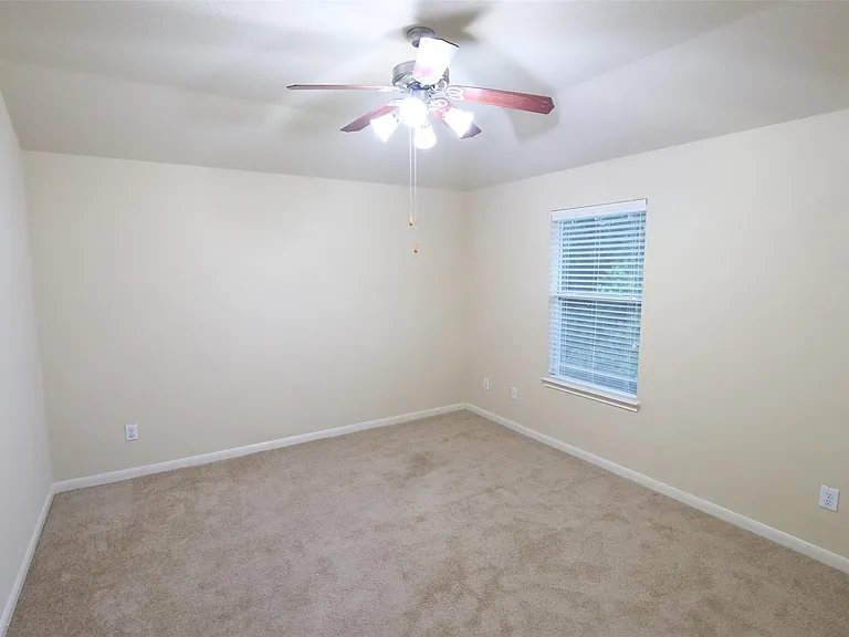 26427 Longview Creek Dr — Photo 29