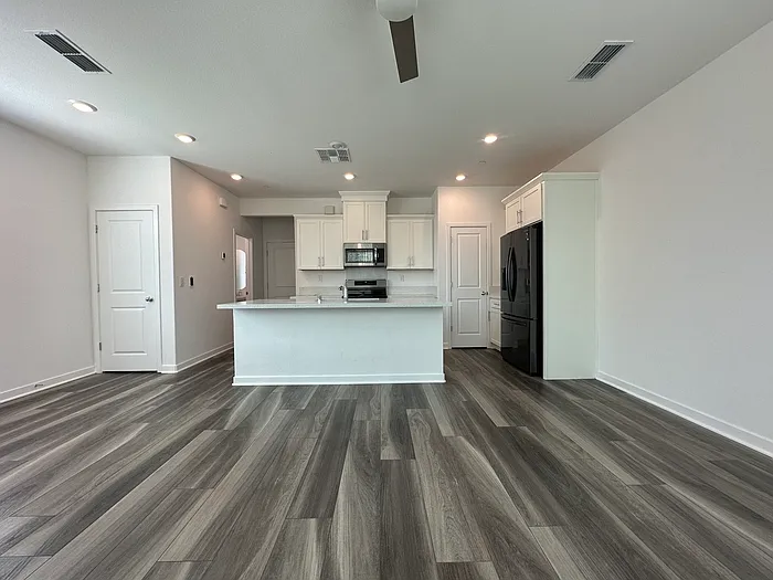 5301 E Commerce Way #53101 — Photo 10