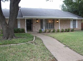 2412 Douglas Ave, Irving, TX 75062