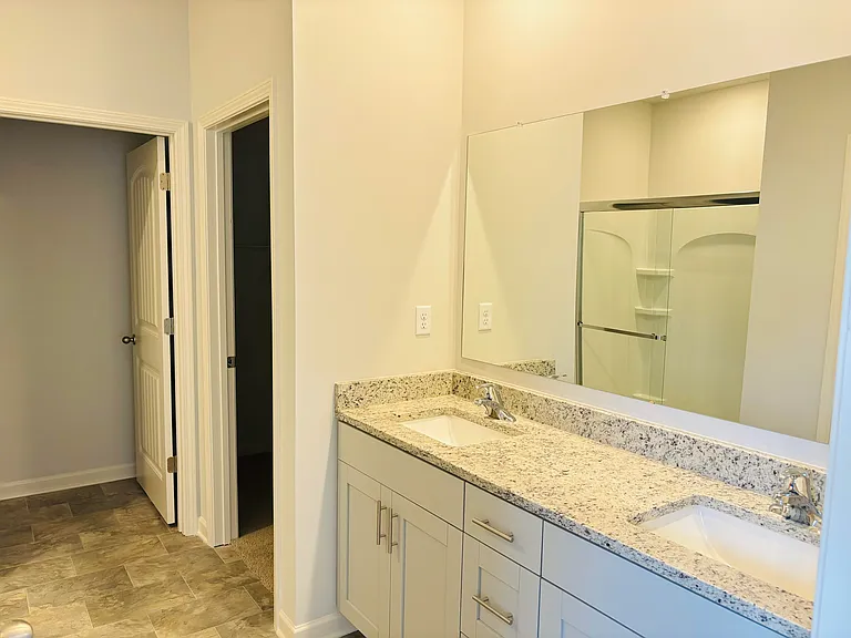 45 Kipling Dr — Photo 8