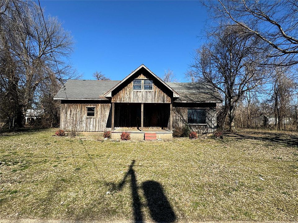 206 Helena St, Charleston, MO 63834 MLS 24009344 Zillow