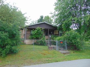 118 Tully Ave, Fayetteville, WV 25840