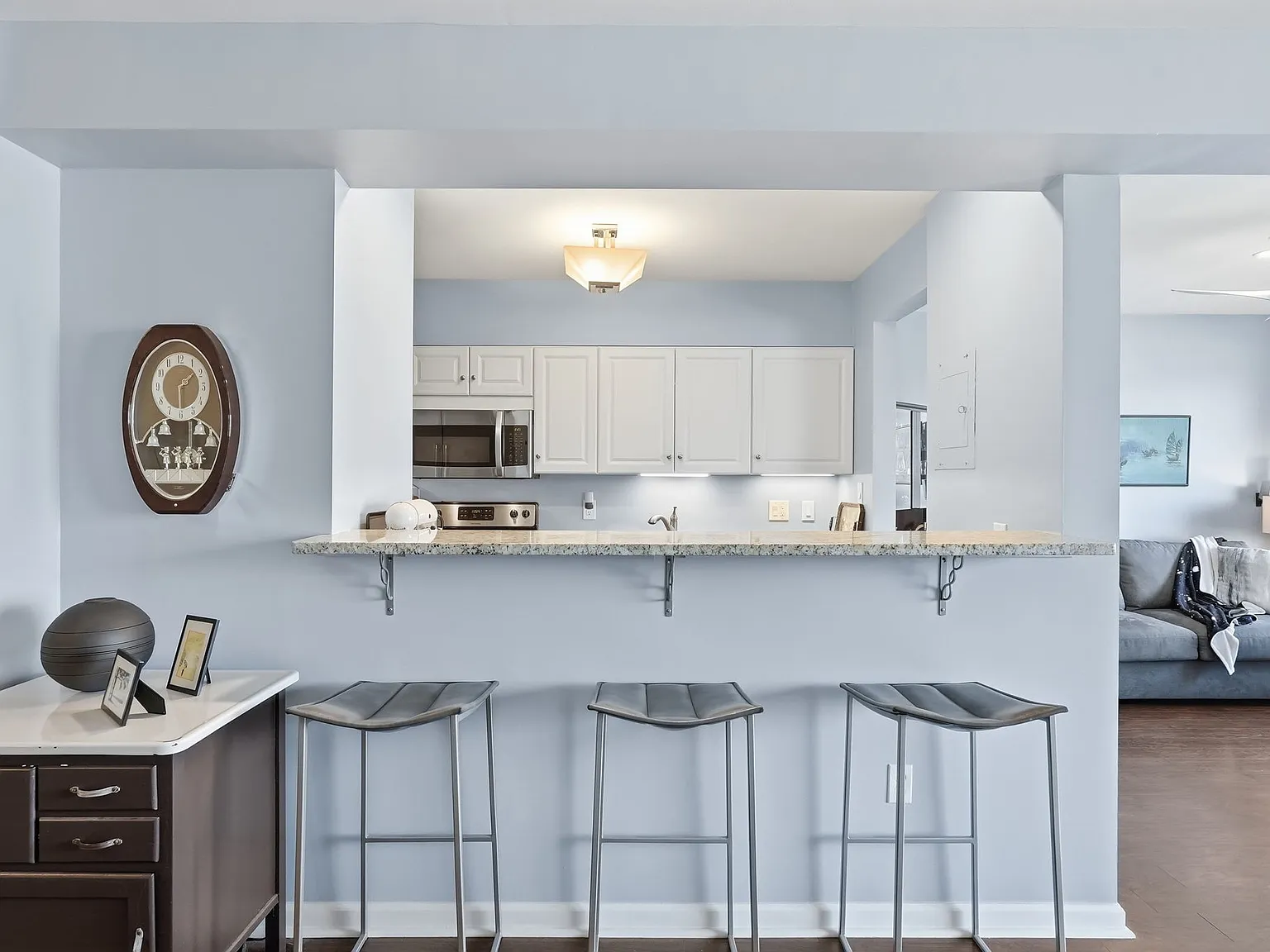 1 bed, 1118 sqft, $1,900 — Photo 4