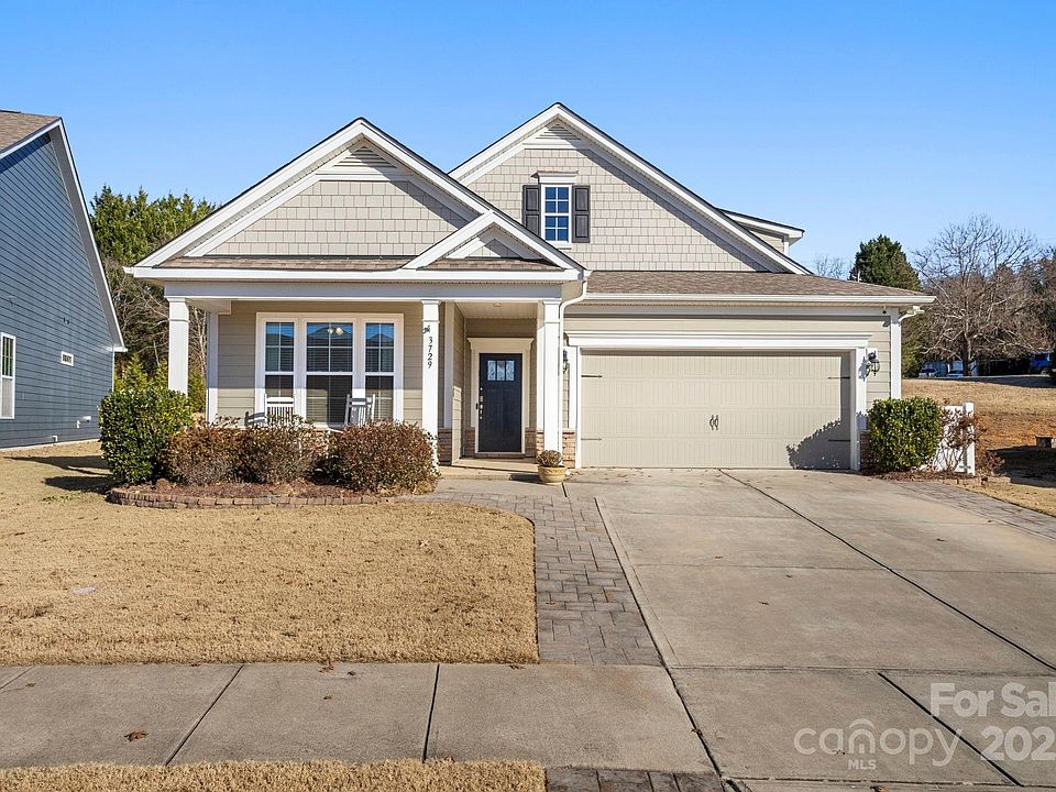 1st image of 3729 Norman View Dr