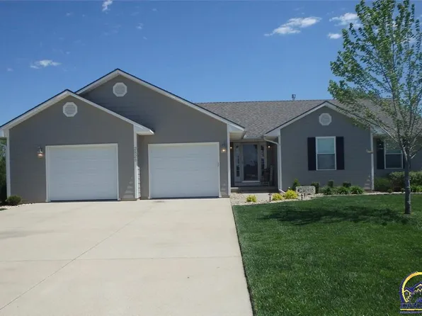 2828 Timmerman Dr, Emporia, KS 66801